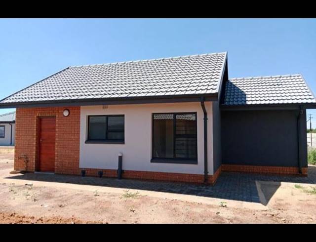 2 BEDROOM HOUSE FOR SALE IN PROTEA GLEN EXT